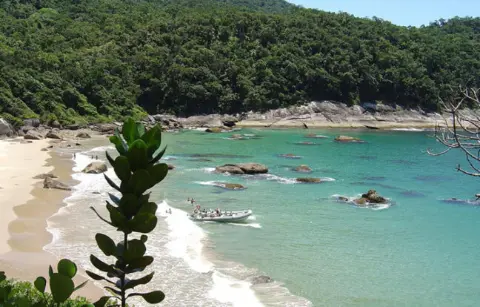 Praia da Caveira