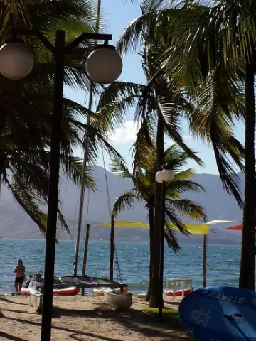 Praia da Caveira